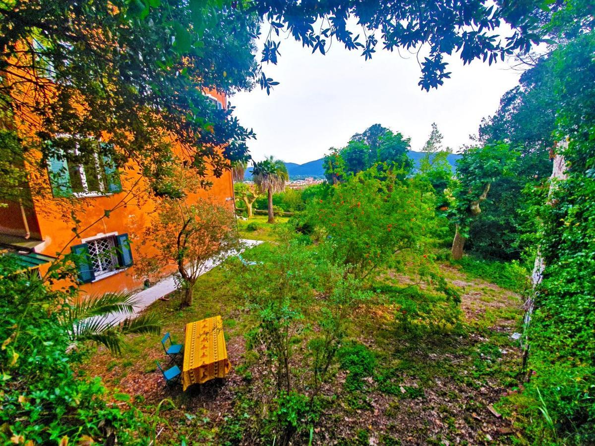 Villa De Benedetti Sarzana Exterior photo